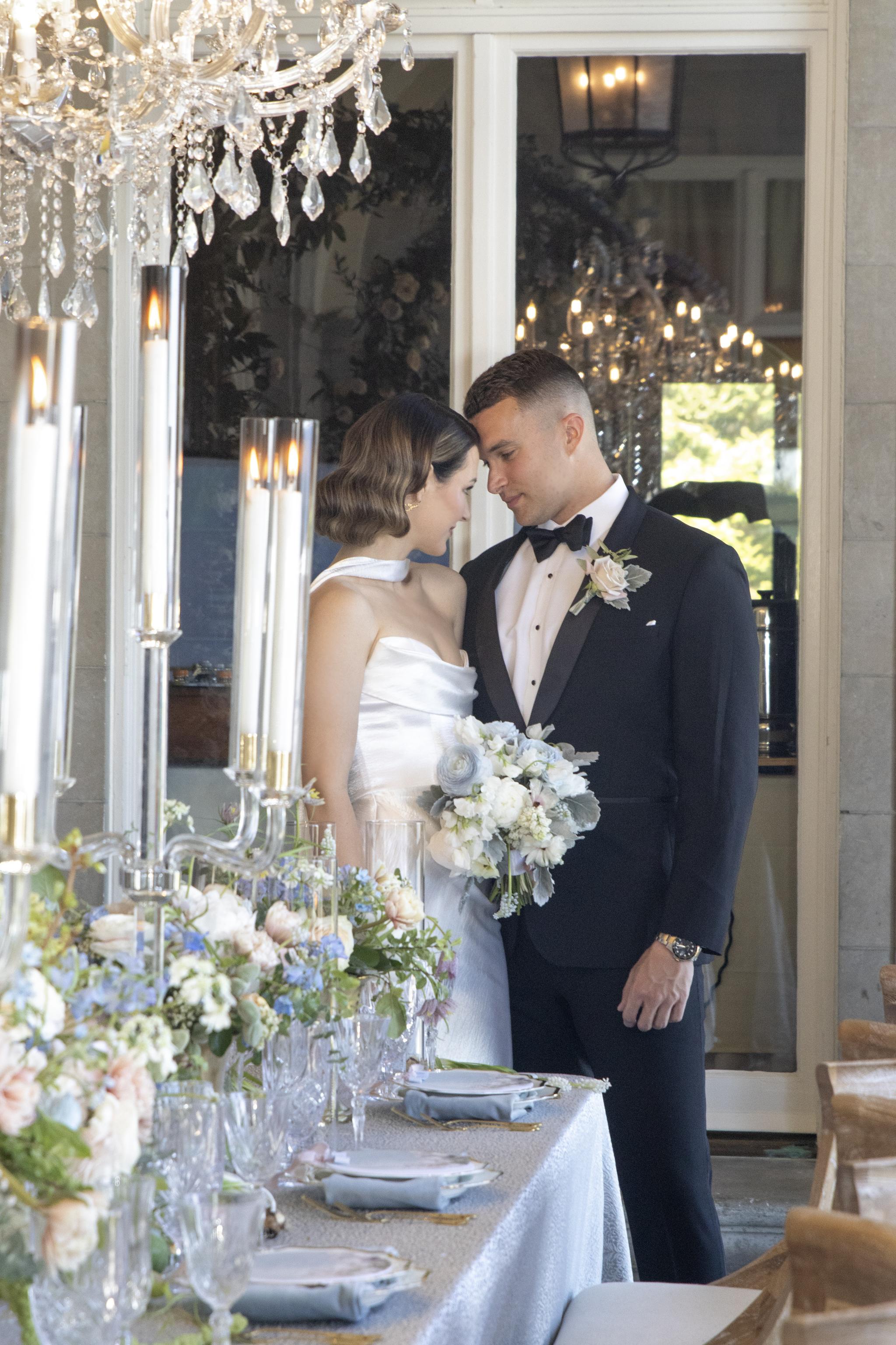 A Dreamy Coastal Editorial Workshop at the Historic Aldrich Mansion in Rhode Island